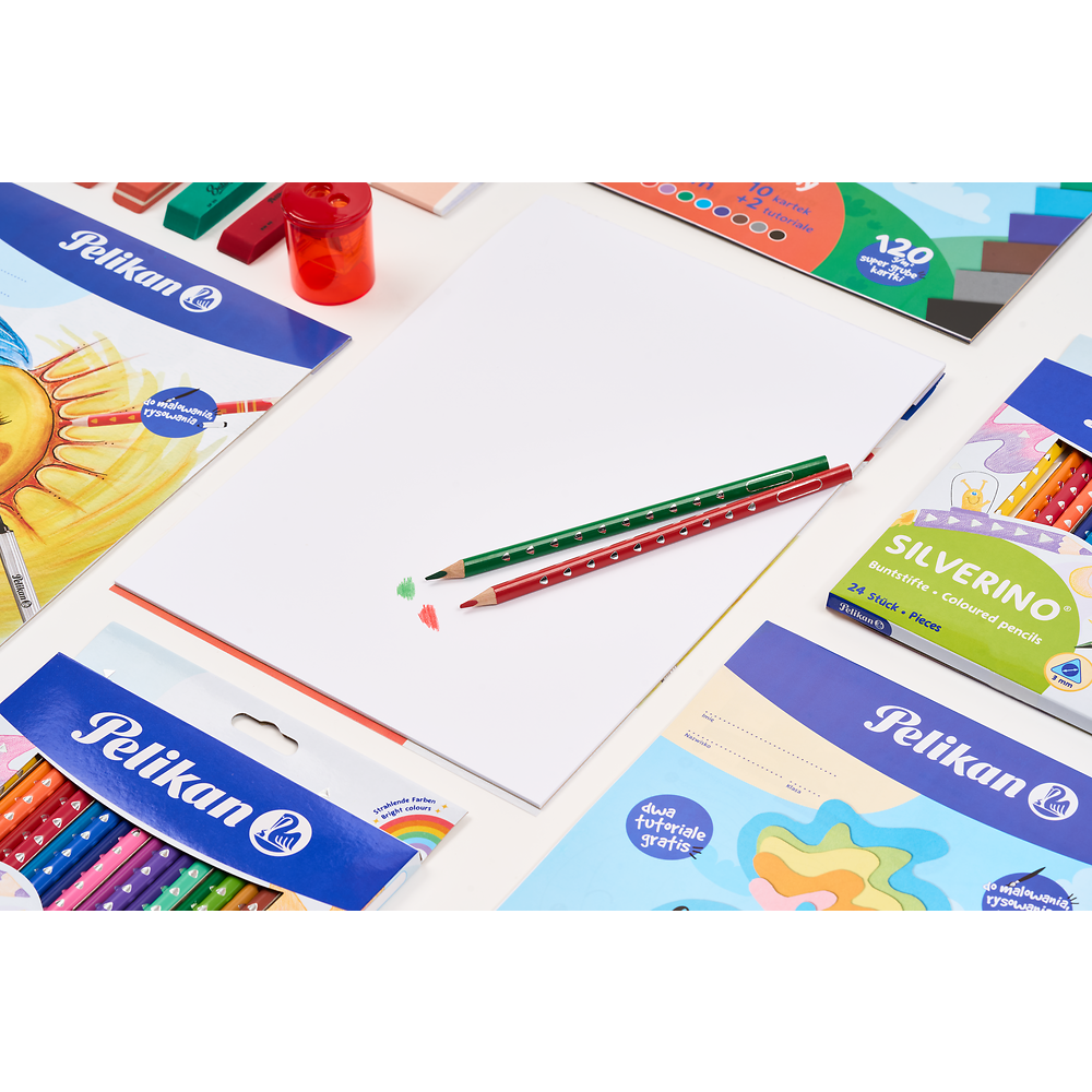 Packshot open [1507]