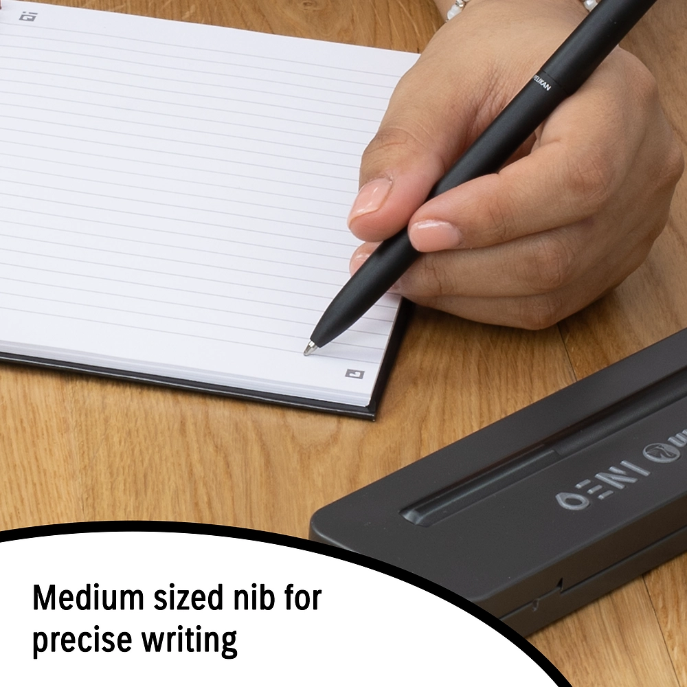 Packshot open [1507]