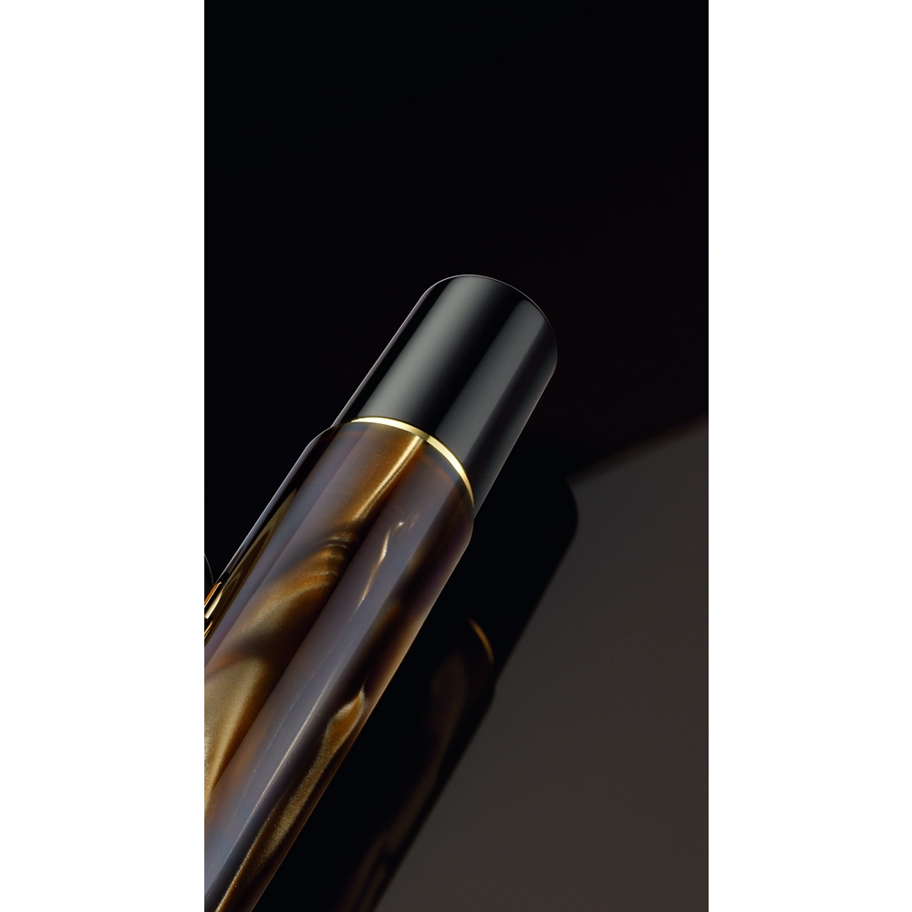 Packshot open [1503]