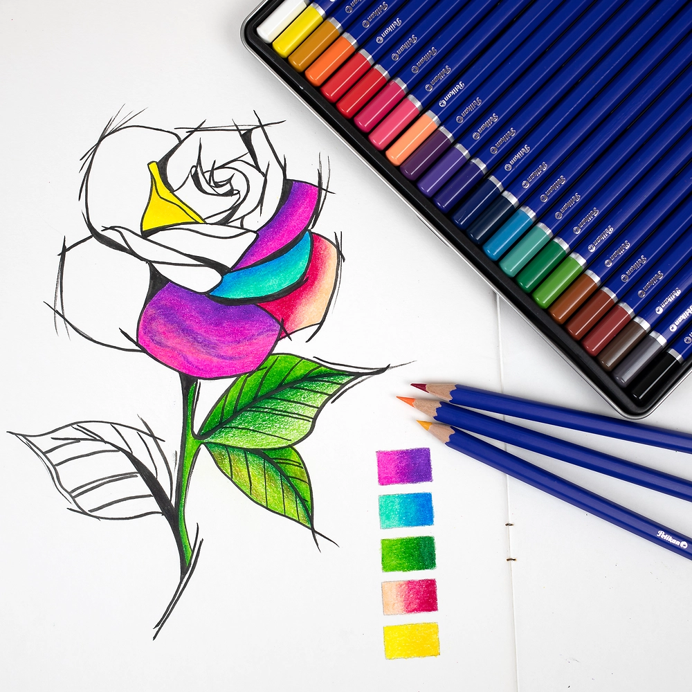 Packshot open [1505]