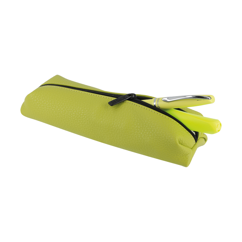 Packshot open [1501]