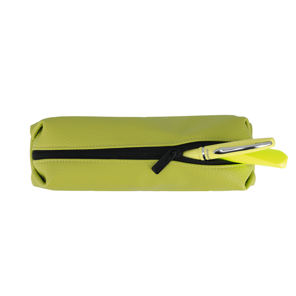 Packshot open [1502]