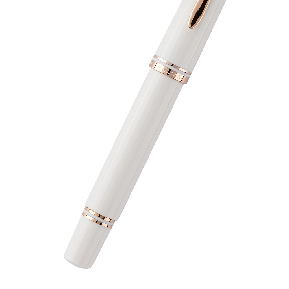 Packshot open [1501]