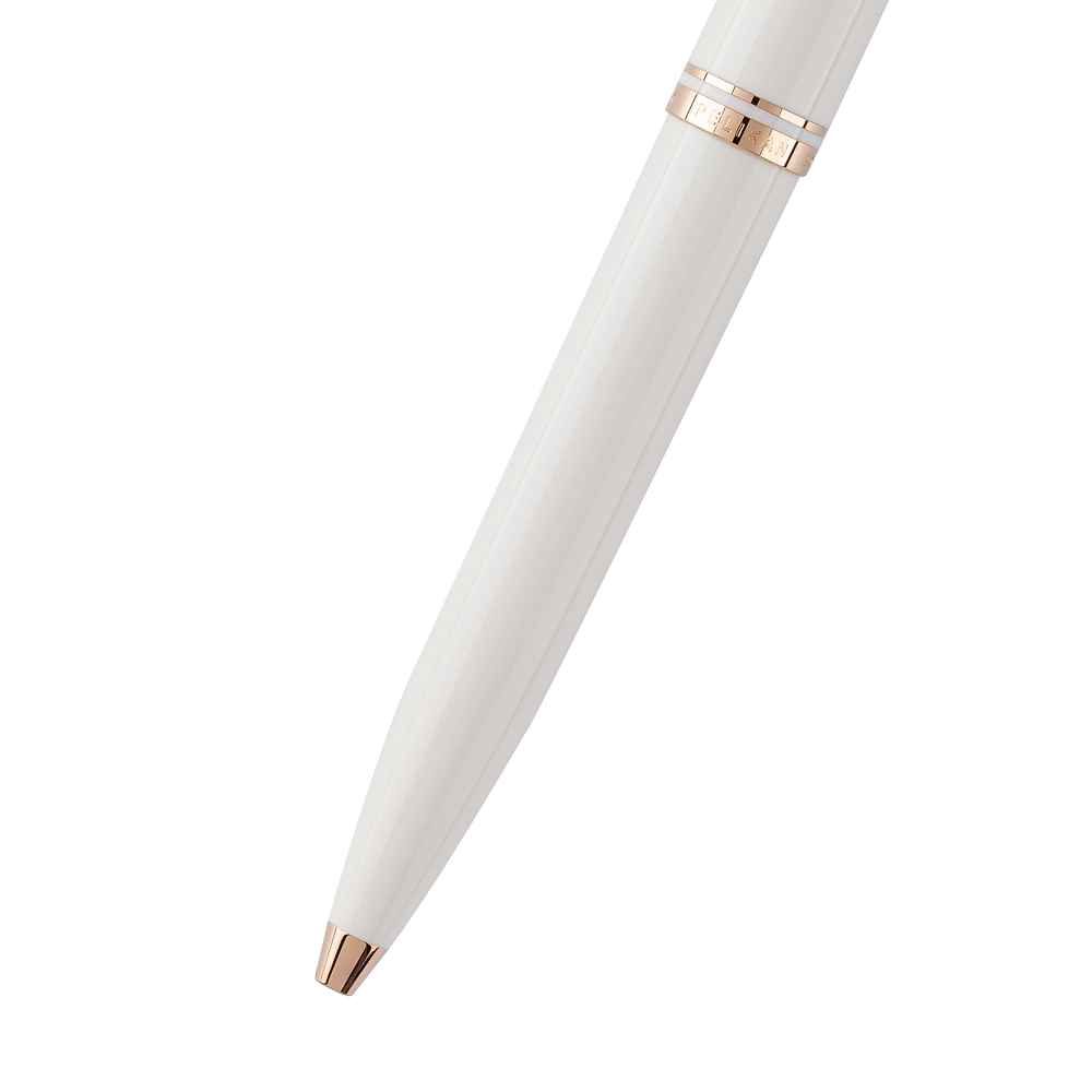 Packshot open [1501]