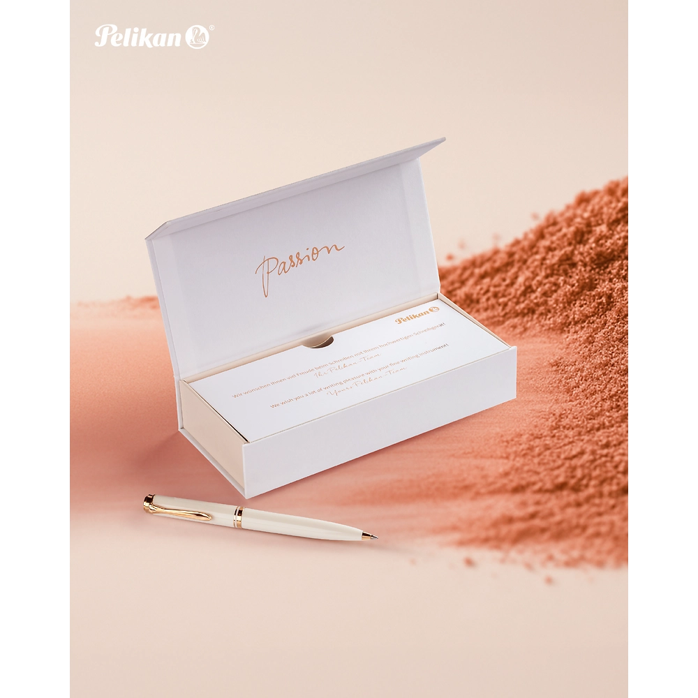 Packshot open [1507]