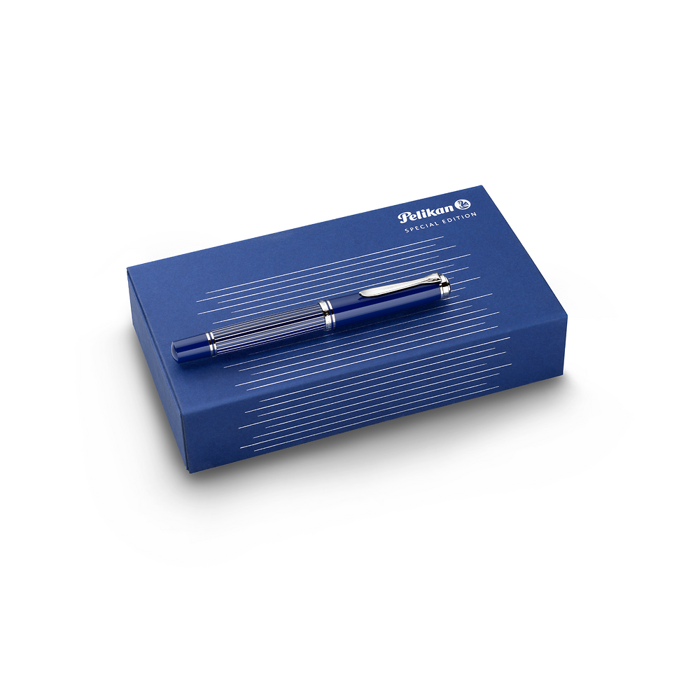 Packshot open [1502]