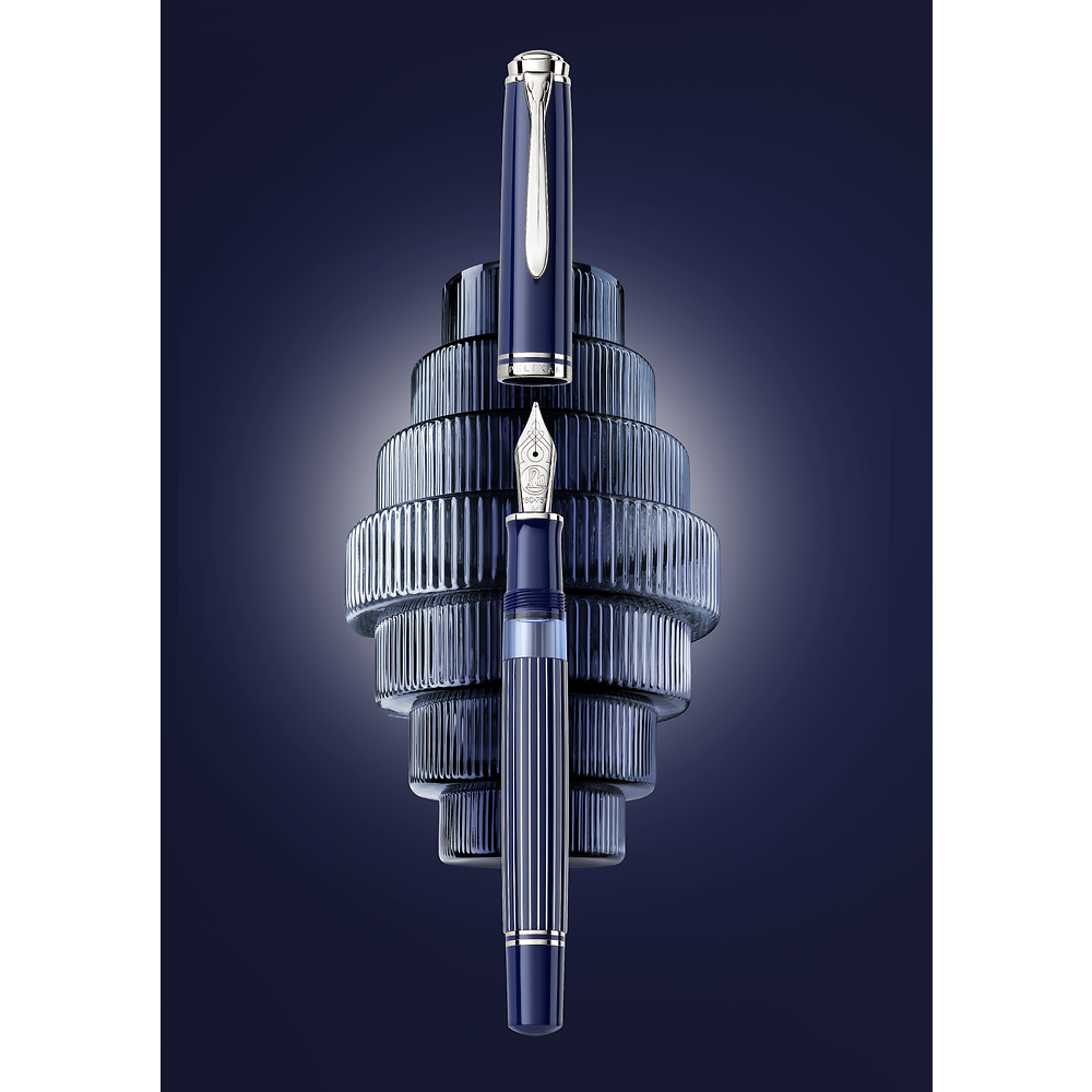 Packshot open [1504]