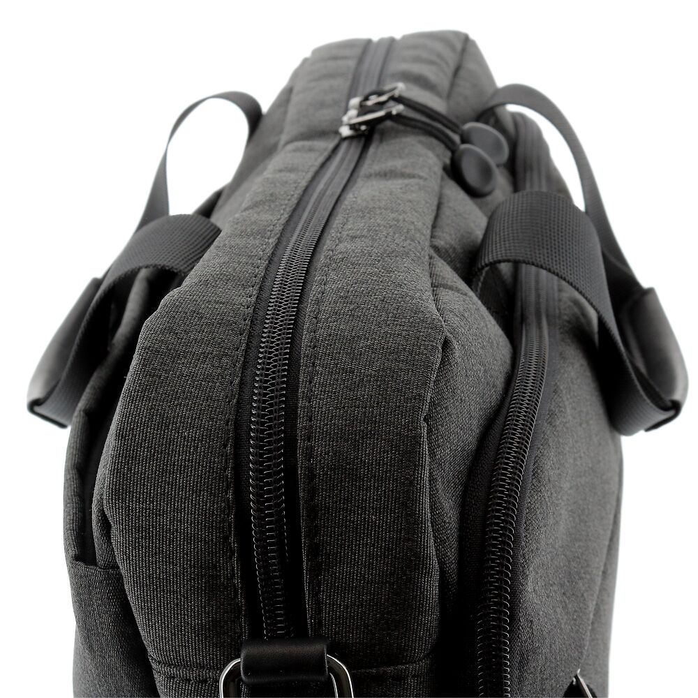 Packshot open [1502]