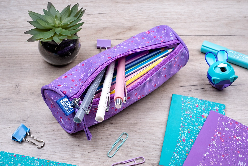 Packshot open [1503]