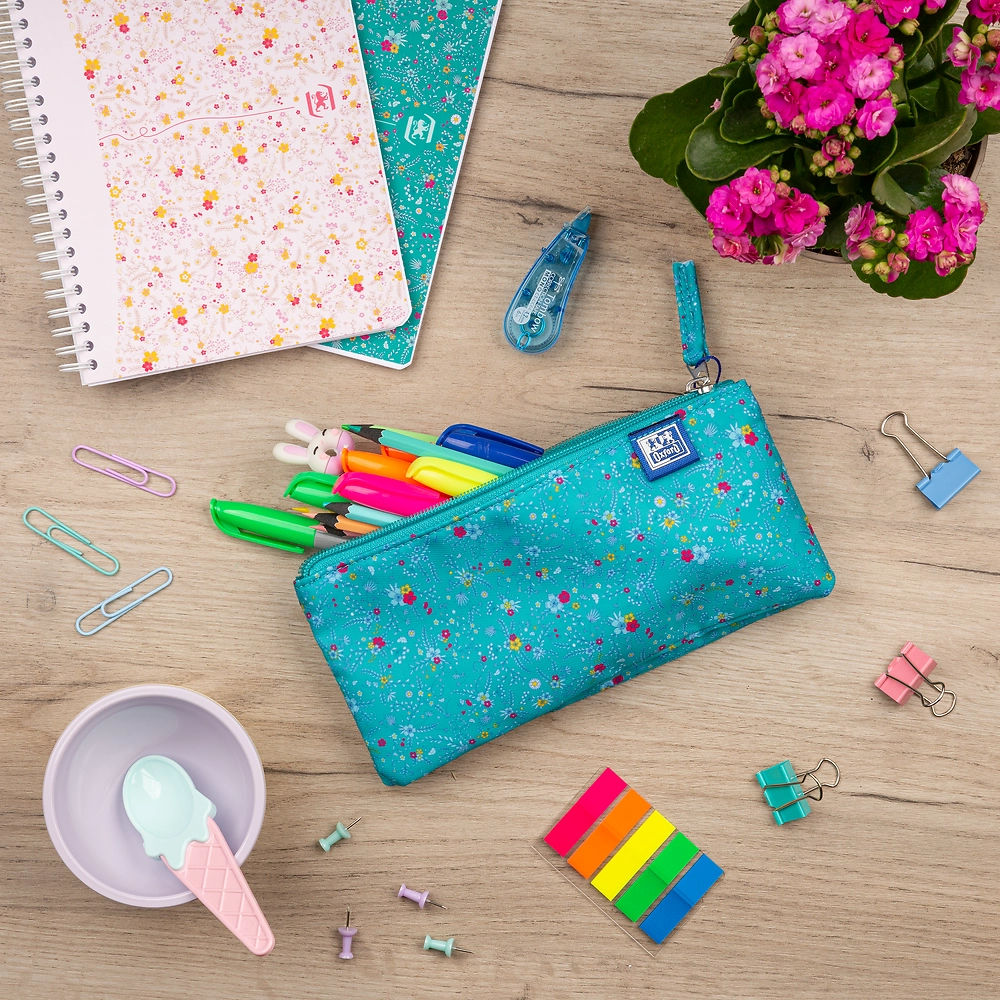 Packshot open [1502]