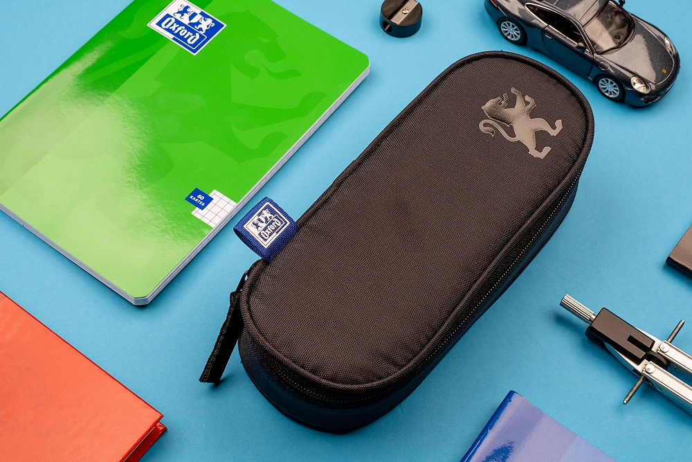 Packshot open [1504]