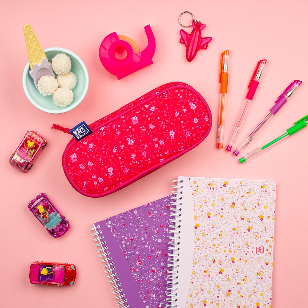 Packshot open [1503]