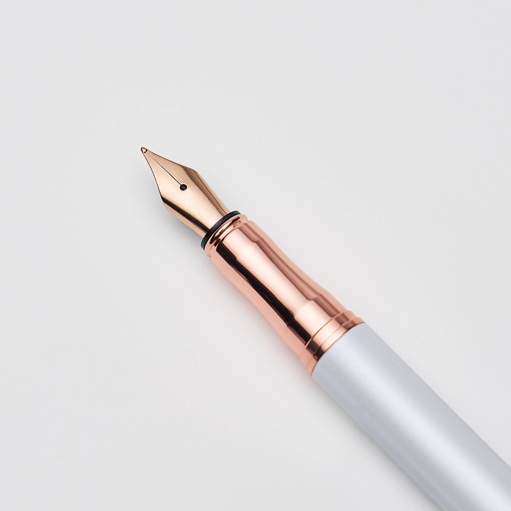 Packshot open [1502]