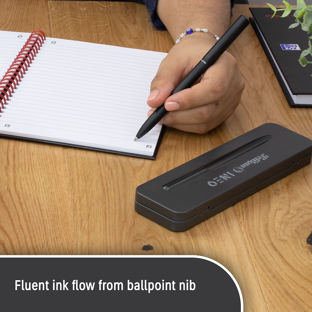 Packshot open [1507]