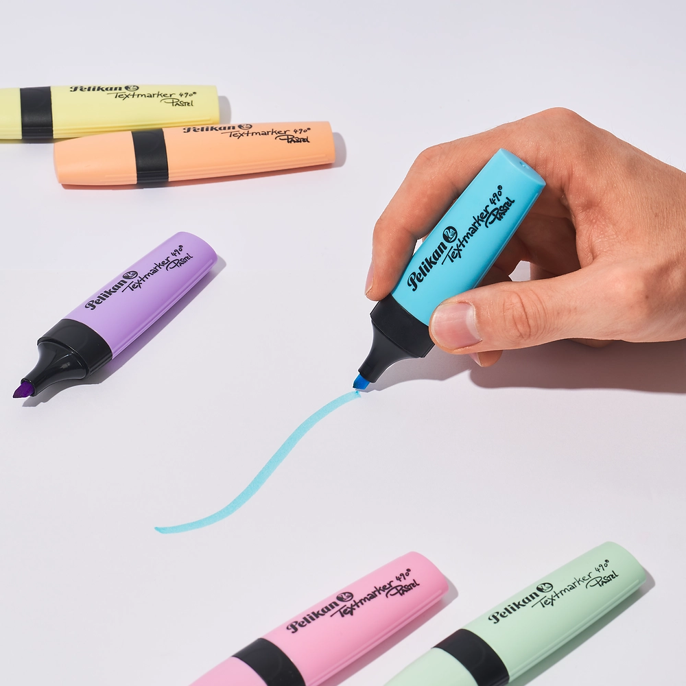 Packshot open [1506]