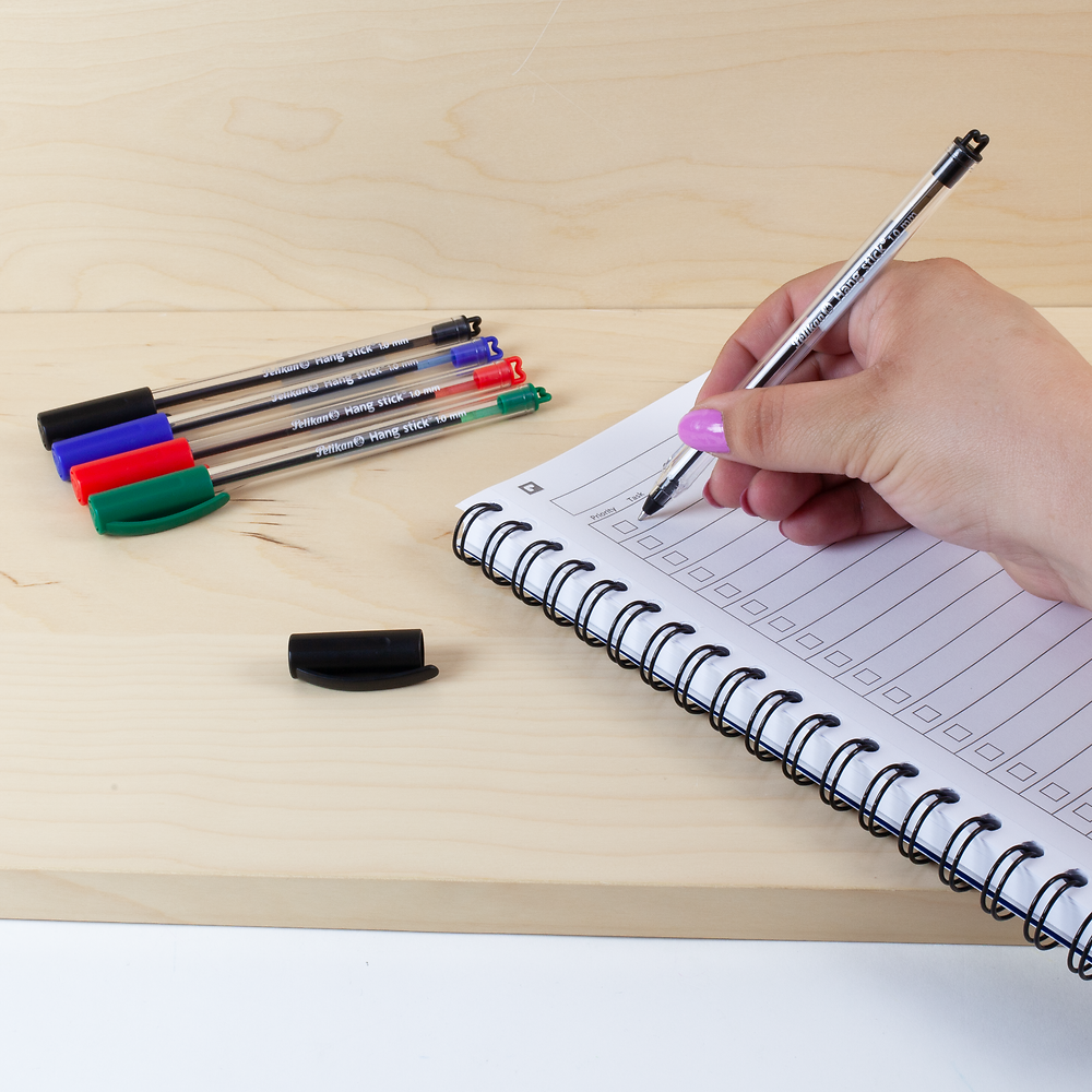 Packshot open [1504]