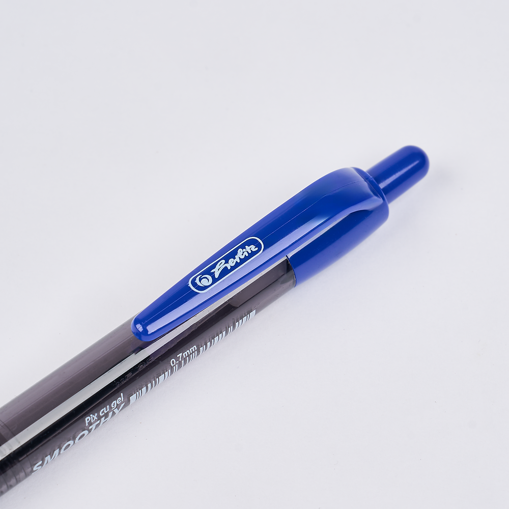 Packshot open [1502]