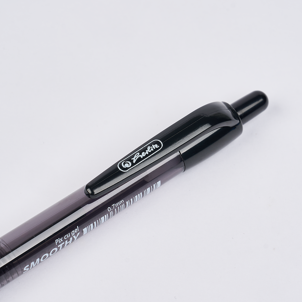 Packshot open [1502]