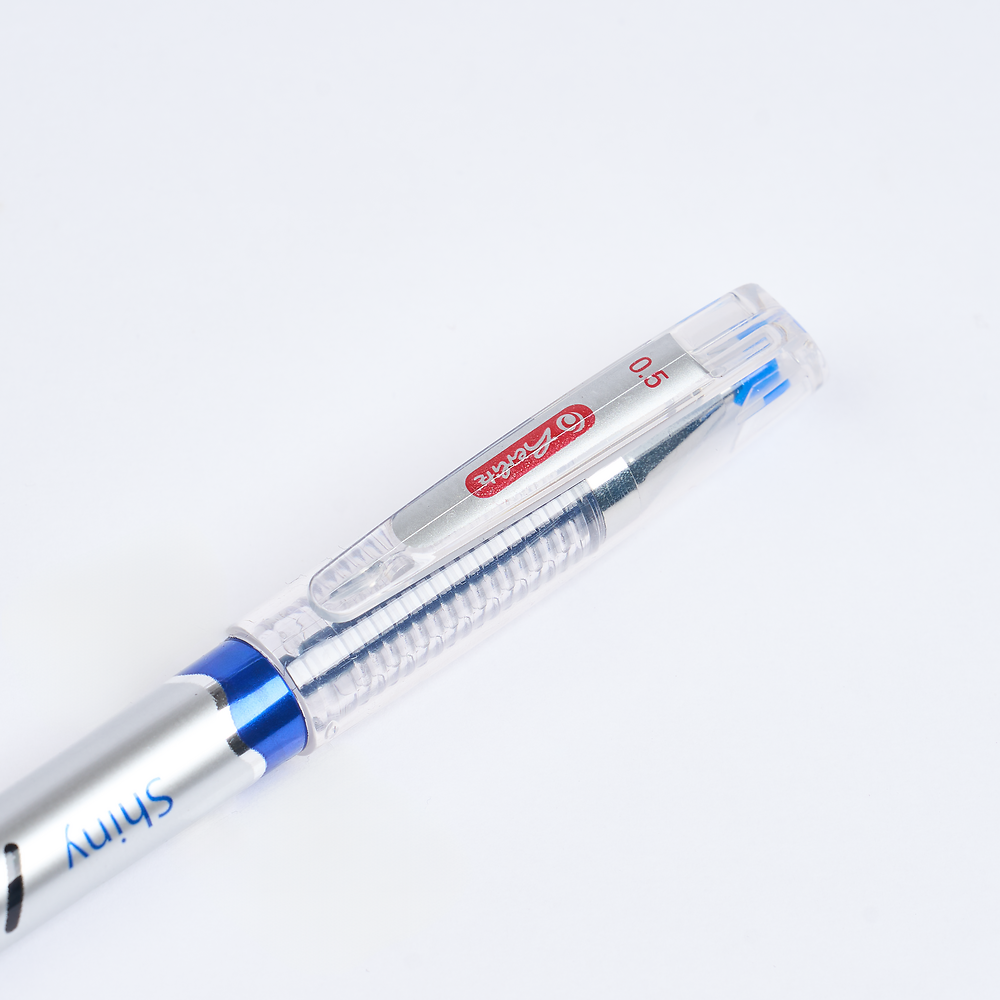 Packshot open [1502]