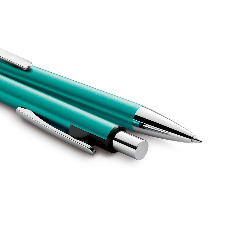 Packshot open [1504]