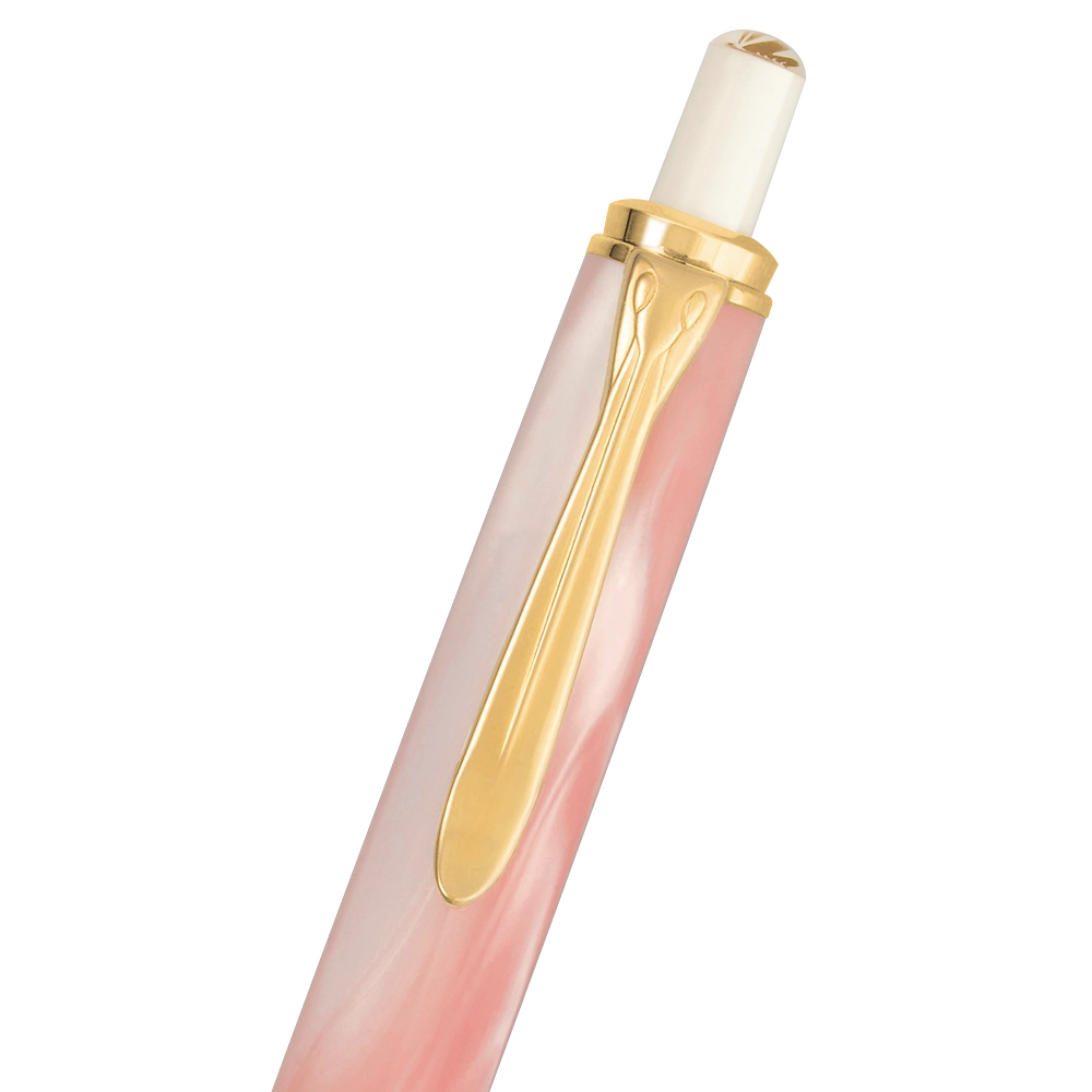 Packshot open [1502]