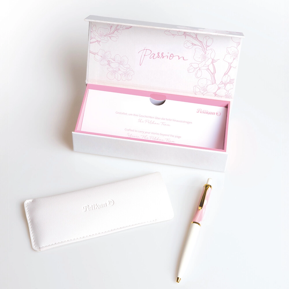 Packshot open [1505]